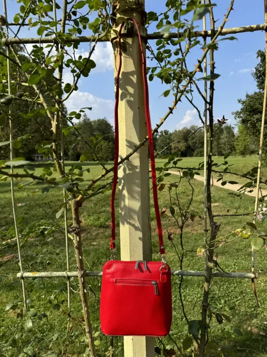 KABELKA KOŽENÁ MALÁ CROSSBODY červená VERA PELLE